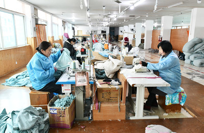 四季订单不断档 拓宽外贸客户群，实现服装销售持续增长